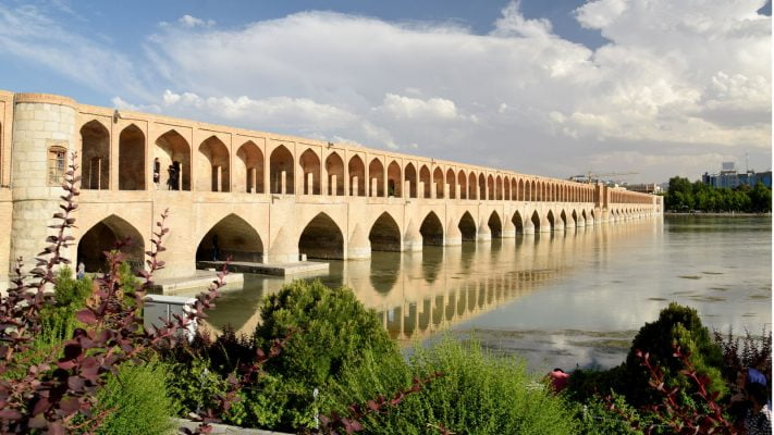 جاذبه های توریستی شهر اصفهان : سی‌وسه‌پل